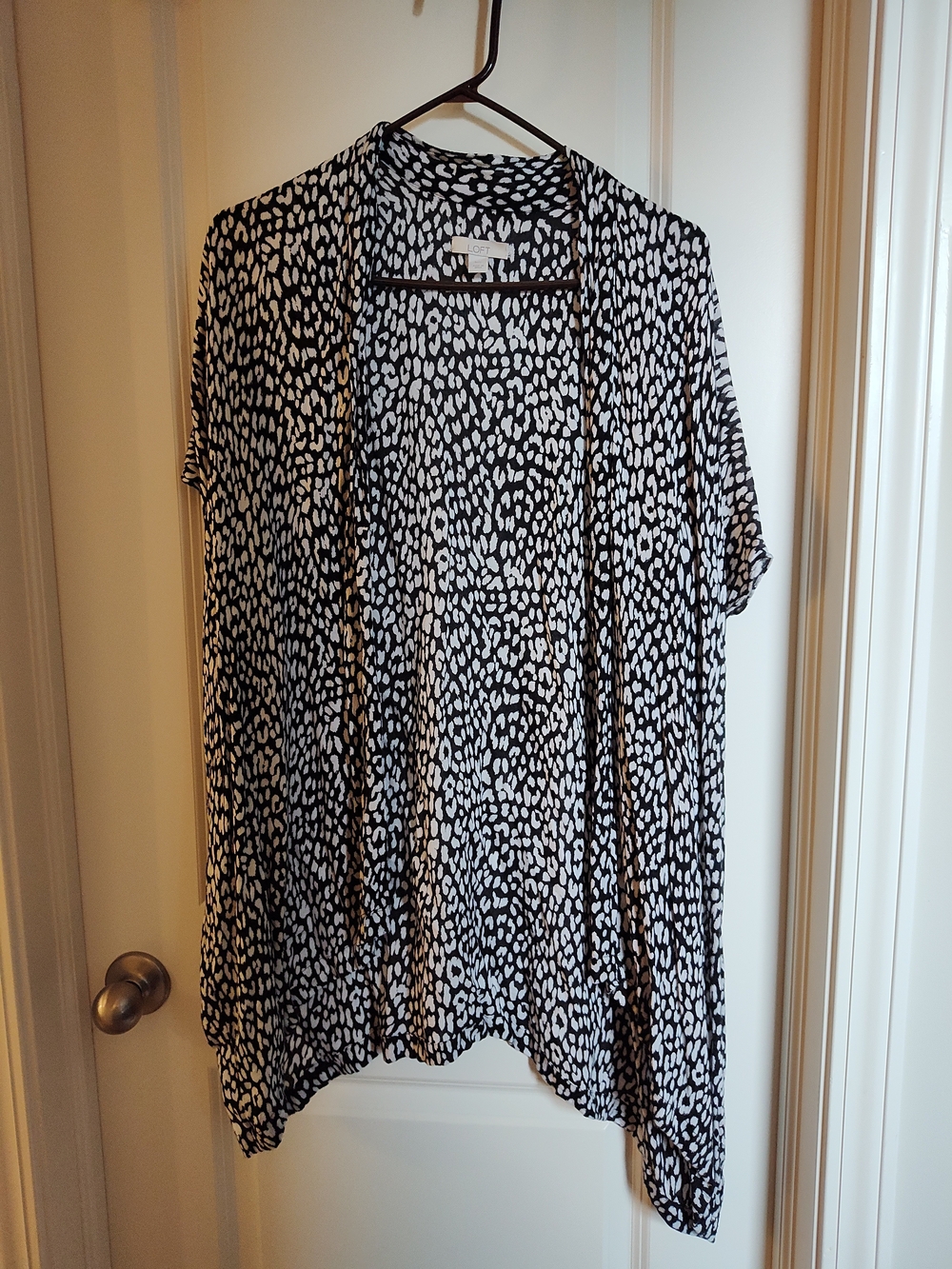 LOFT Black and White Leopard-Print Open Front Tunic